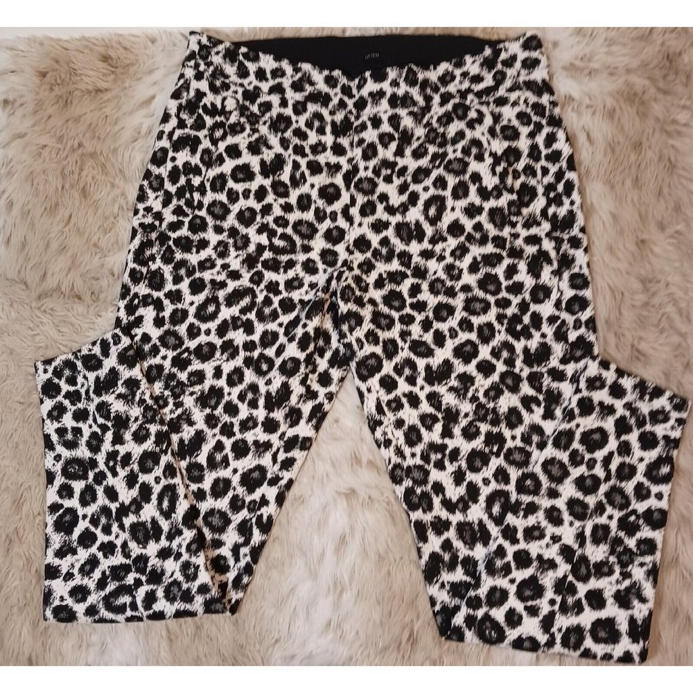 Lane Bryant The Allie Pull-On Skinny Pants Size 20 White Black Animal Print